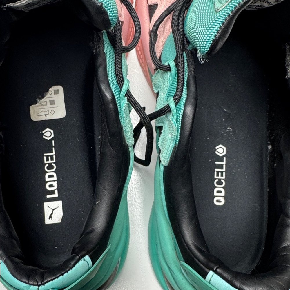Puma
Men's LQDCELL Omega
Manga Cult Training
Sneakers - Picture 8 of 9
